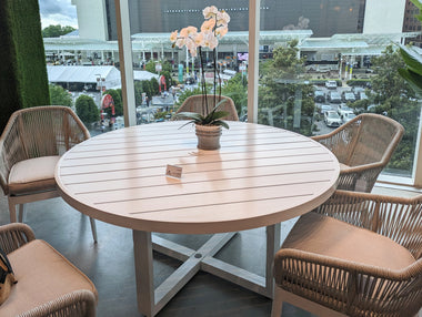 Sunset West Newport 60" round Dining Table